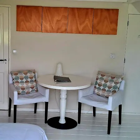 Edam, Garden With Private Entrance And Rural View Rum i privatbostad Edam