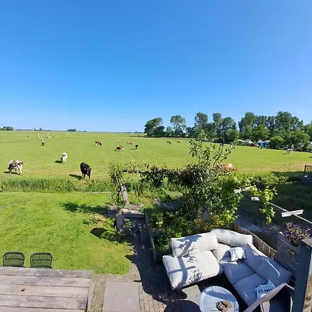 Edam, Garden With Private Entrance And Rural View * Edam