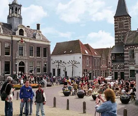 Rum i privatbostad Edam, Garden With Private Entrance And Rural View *